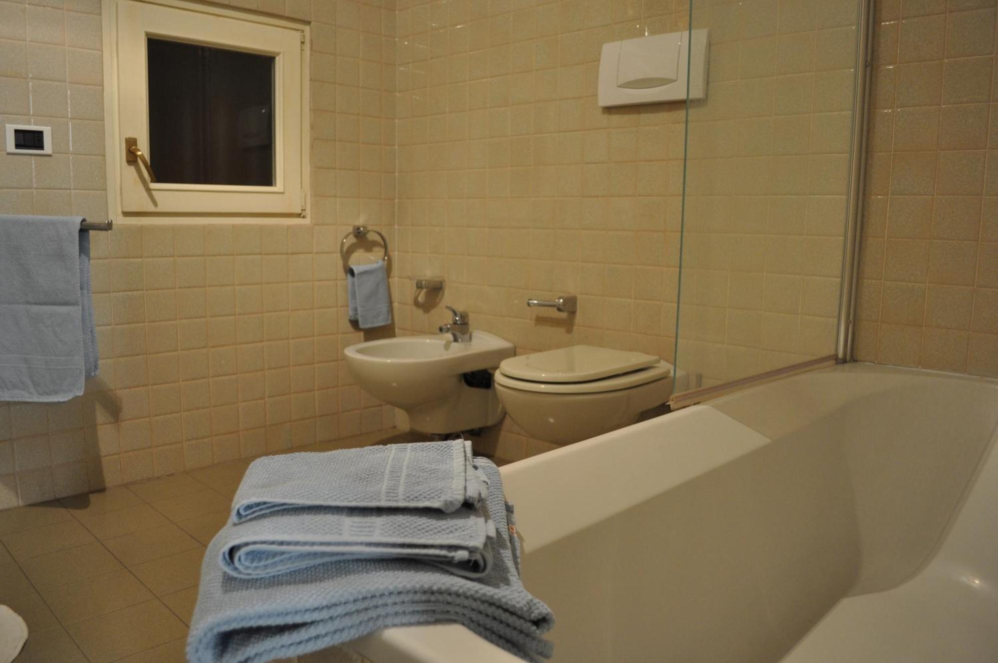 Casa Dei Mercanti เวโรนา ภายนอก รูปภาพ